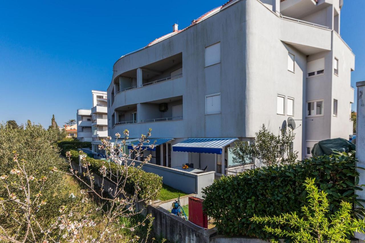 Peter Villa Spalldi Puntamika exclusive w. garage Zadar Exteriör bild